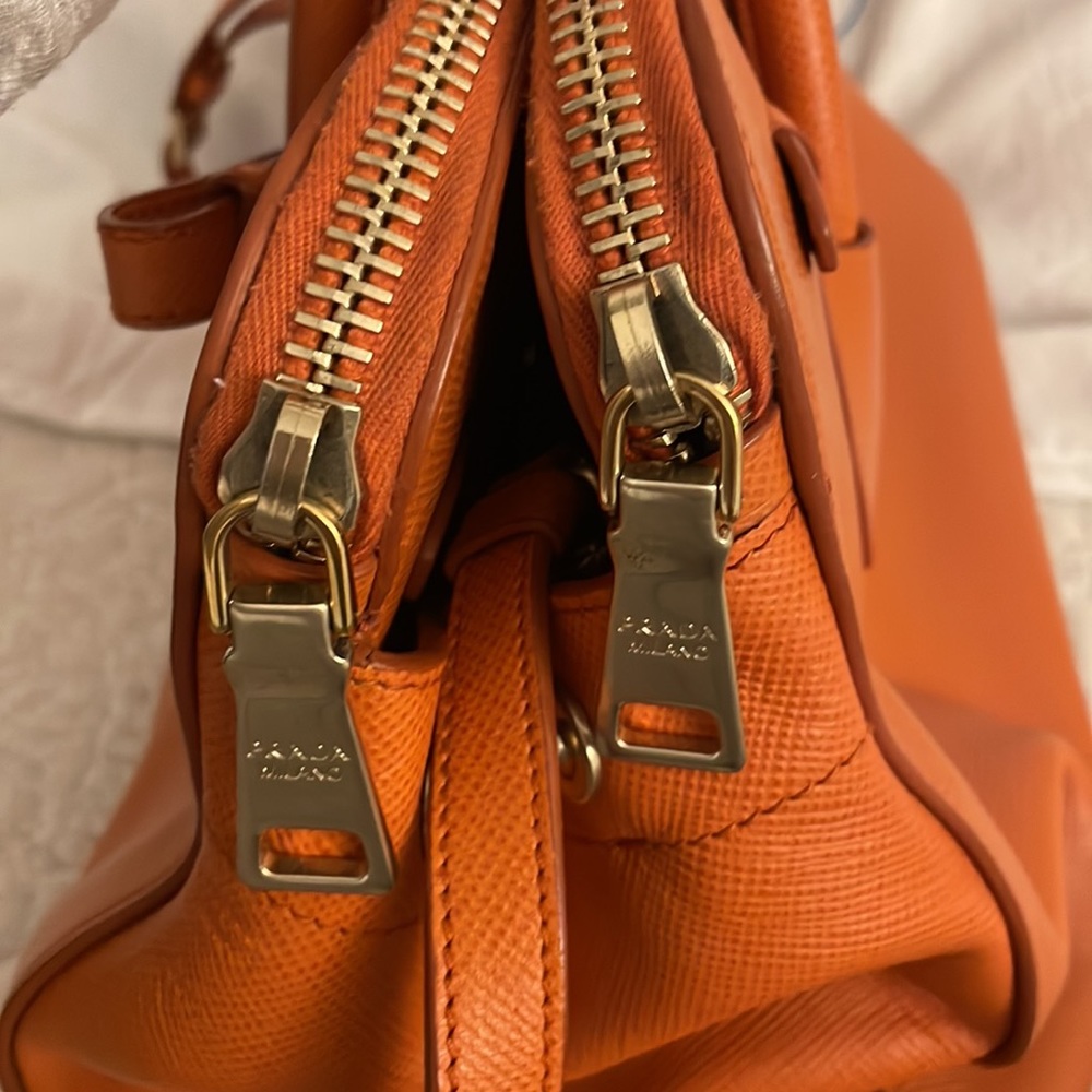 Authentic Prada Saffiano Cuir Large Double-Zip Tote Bag, Orange - Picture 5 of 13